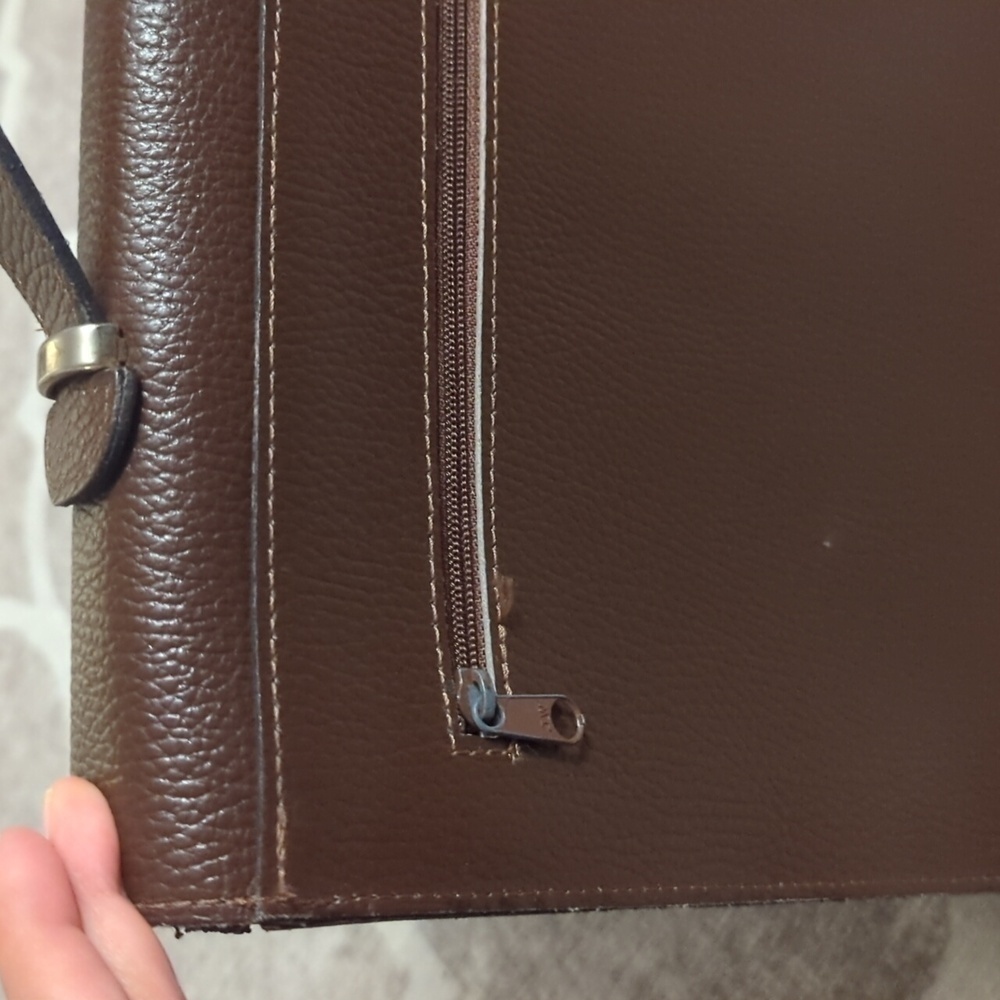 Vintage Brown Leather Briefcase - Picture 6 of 9